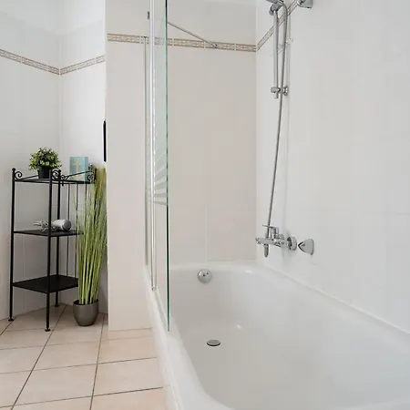 Kon 375 Apartment *